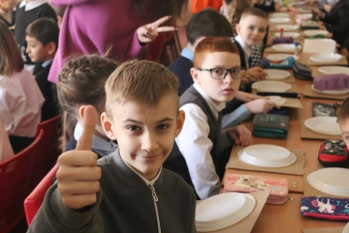 "Летающие тарелки" над школами Донбасса 9