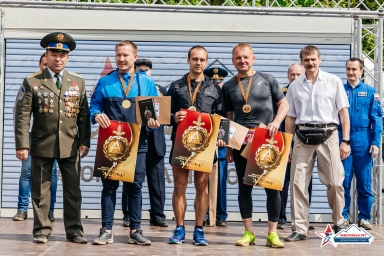 В Сочи состоялась III Спортивно-патриотическая гонка НАША ПОБЕДА 7
