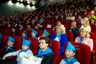 Гагаринцы на премьере фильма  «Алексей Леонов. Космос внутри» 9
