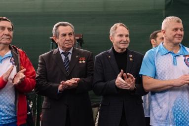 "Космический" теннис по-Гагарински 1